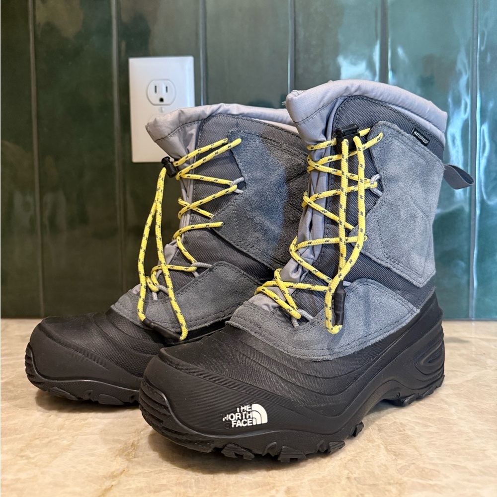 The north face kids boots